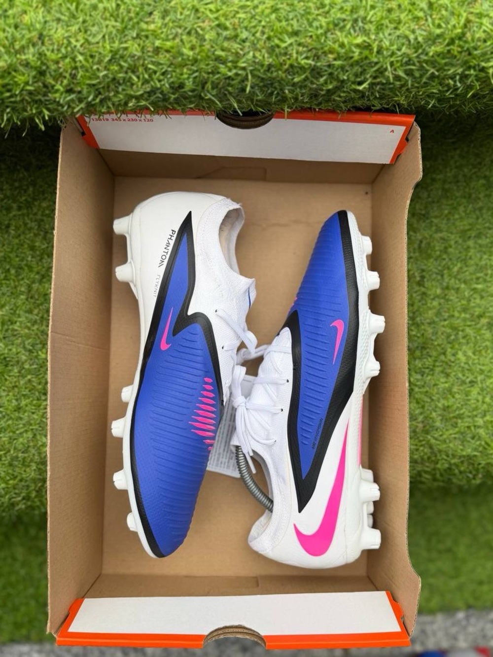 Nike Phantom 6 Low Pro HG Racer Blue/White/Pink Men’s (Sample)